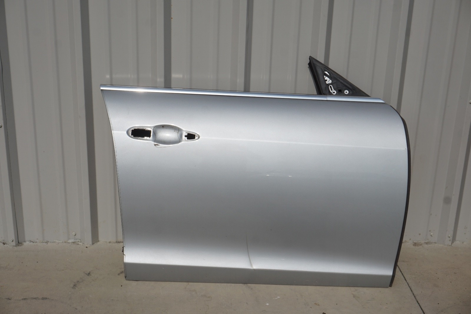 2014 - 2020 Maserati Ghibli Front Right Side Door Shell Panel OEM