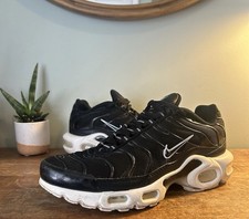 Nike Air Max Plus TN Black White Women  s Size 7 Sneakers DM2362-001