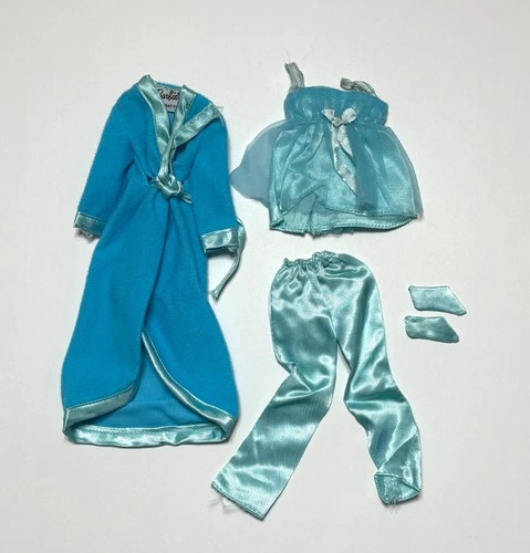 Vintage 1971 Barbie "Satin Slumber" Set #3414 Blue Robe Pajamas Slippers Top