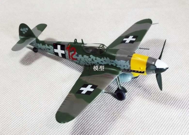 WWII German BF109 G-10 Hungarian 1945 aircraft 1/72 no diecast plane Easy model - Image 4 of 4