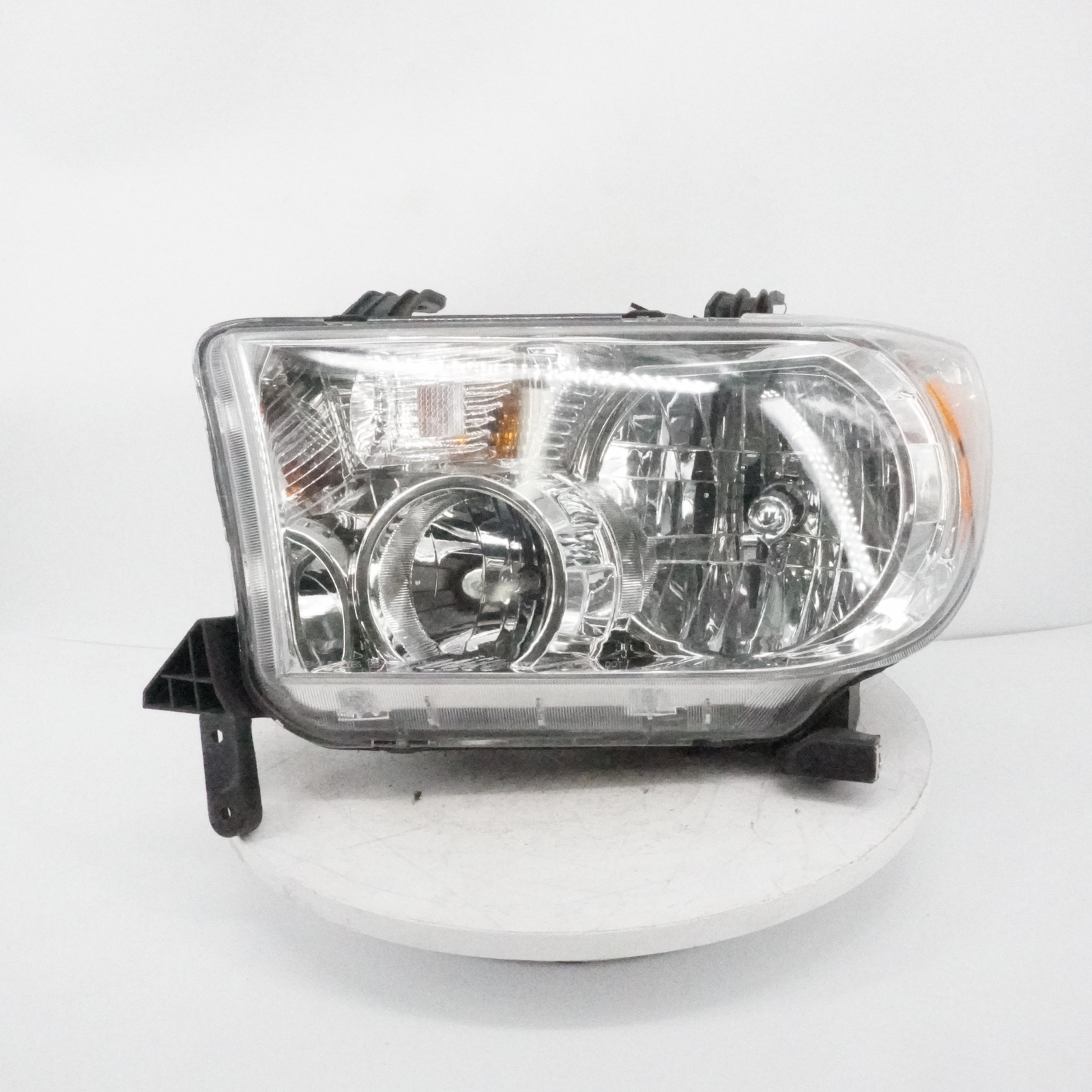 2010 Toyota Sequoia LH Head Lamp Part Number 11450458L for sale