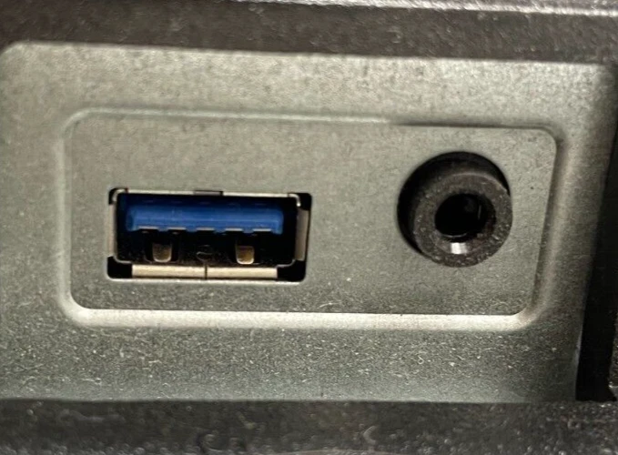 NEC E242N 24" PC BLACK BUSINESS MONITOR SCREEN FULL HD 1920 X 1080 #G15 - Image 4 of 4