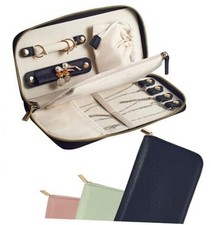 Travel Jewelry Organizer Case - for Tangle-Free Necklaces, Medium Pure Black