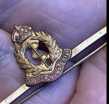 Vintage RAMC Royal Army Medical Corps Sweetheart Badge King’s Crown