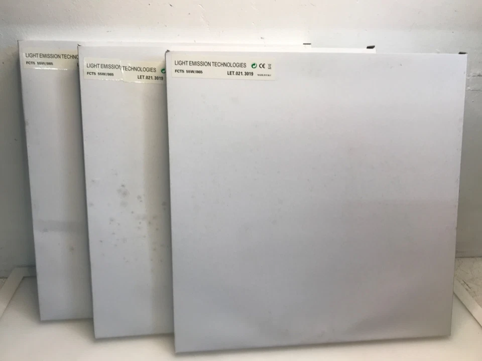 Pack of 3 x L.E.T 55w 4-Pin FCT5 865 Circular Fluorescent Tube Lamp 300mm (174) - Image 2 of 4