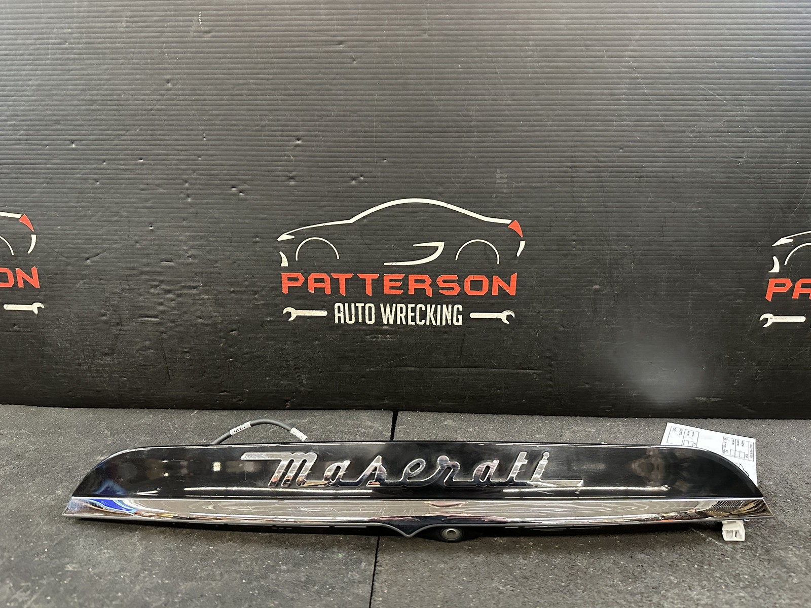 2019 MASERATI GHIBLI REAR DECK LID FINISH PANEL TRIM MOLDING