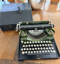 Vintage Underwood Standard Four Bank Keyboard Green Woodgrain Typewriter PARTS thumbnail