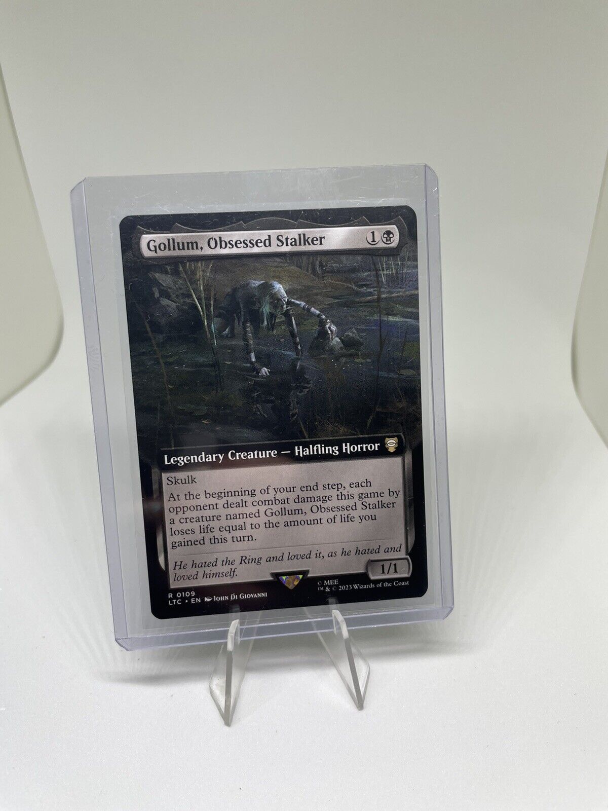 Gollum, Obsessed Stalker Extended Art MTG Lord Of The Rings R 0109