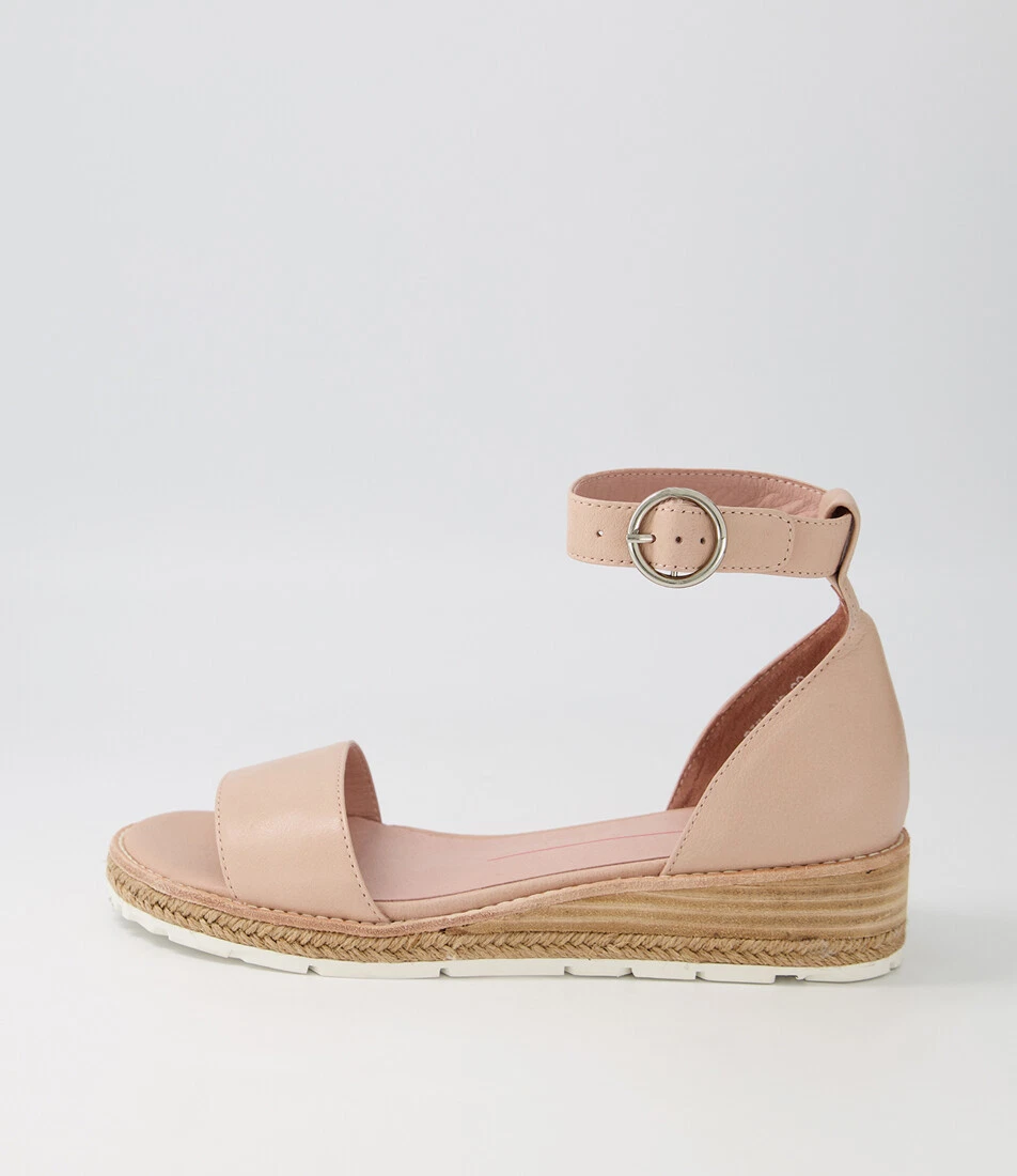 New Mollini Biki Dk Tan Leather Womens Shoes Casual Sandals