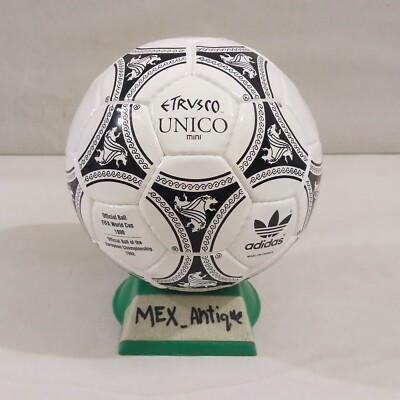 FIFAワールドカップ公式球 エトルスコ・ユニコ 1990 File:Etrusco Unico 1990 Fifa World Cup Italy Official Match