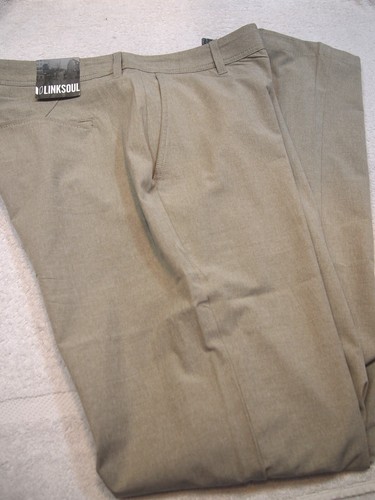 Pantalones de golf LinkSoul Chino Boardwalker de tela de rendimiento nuevos con etiquetas $120 34 x 34 caqui - Imagen 2 de 9