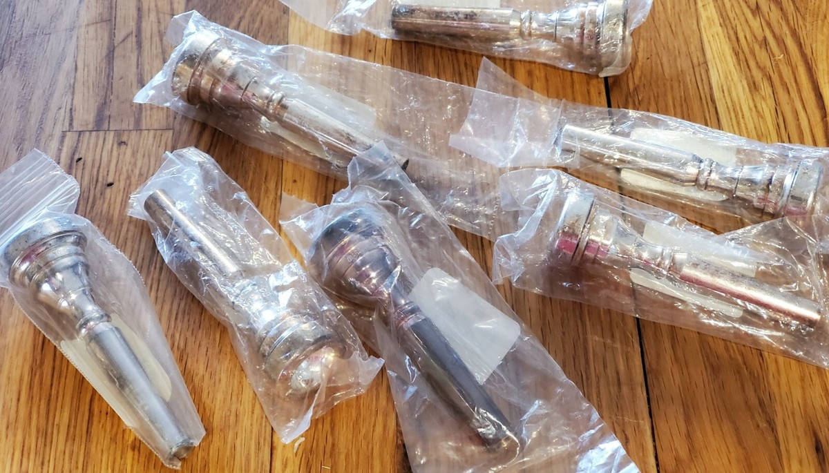 c Giardinelli Trumpet Mouthpiece 7M Medium Cup 7-M GT-7M Vintage