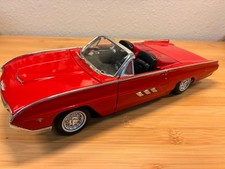 1963 Ford Thunderbird 1:18 scale metal model ...