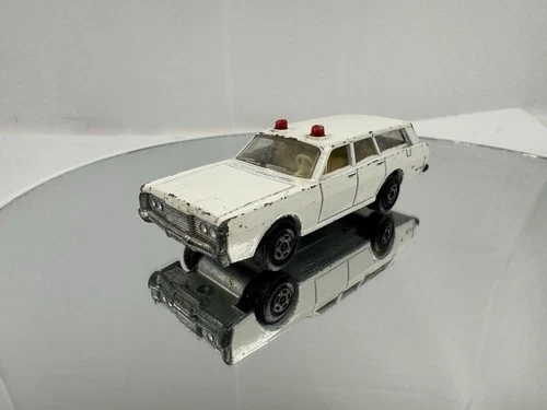Vintage 1971 Lesney Matchbox Superfast No. 55 Mercury Police Car Wagon White