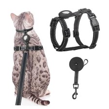 Cat Harness and Leash Set Escape Proof with Airtag Holder, Reflective Black