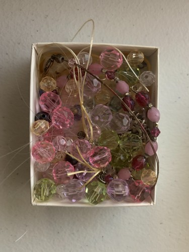 Jewelry Beads w/ Clear Nylon Thread and Accessories