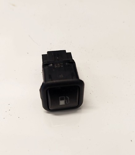 Volkswagen Golf 2000 Fuel Cap Switch (Gas Fuel Door Switch Button) #2813931-72
