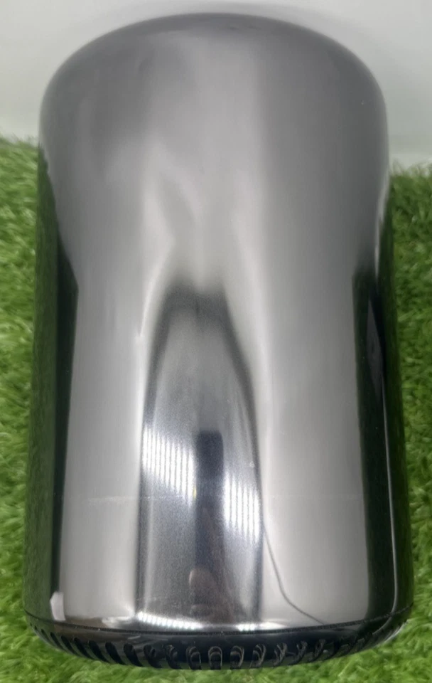 Apple Mac Pro A1481(2013) Xeon 8-Core@ 3.0GHz 64GB RAM 1TB SSD FirePro D700 X2 - Image 2 of 4