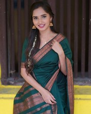 South Indian Wedding Green Lichi Silk Saree Jacquard Work Blouse Bollywood Sari