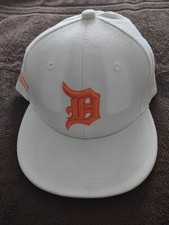 Detroit White New Fitted Baseball Hat Cap Size 8. Orange. Tigers. Embroidered!