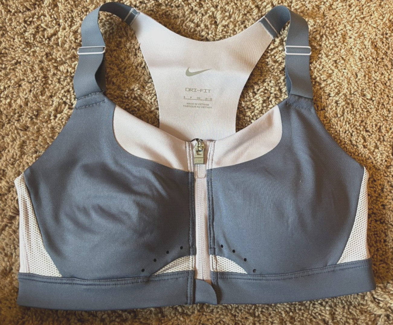 Nike Sports Bra Dri Fit Front Zip Adjustable Straps Gray Size Womens S NEW