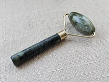 My Beauty Spot Jade Facial Roller Relieve Soothe Promotes Blood Circulation