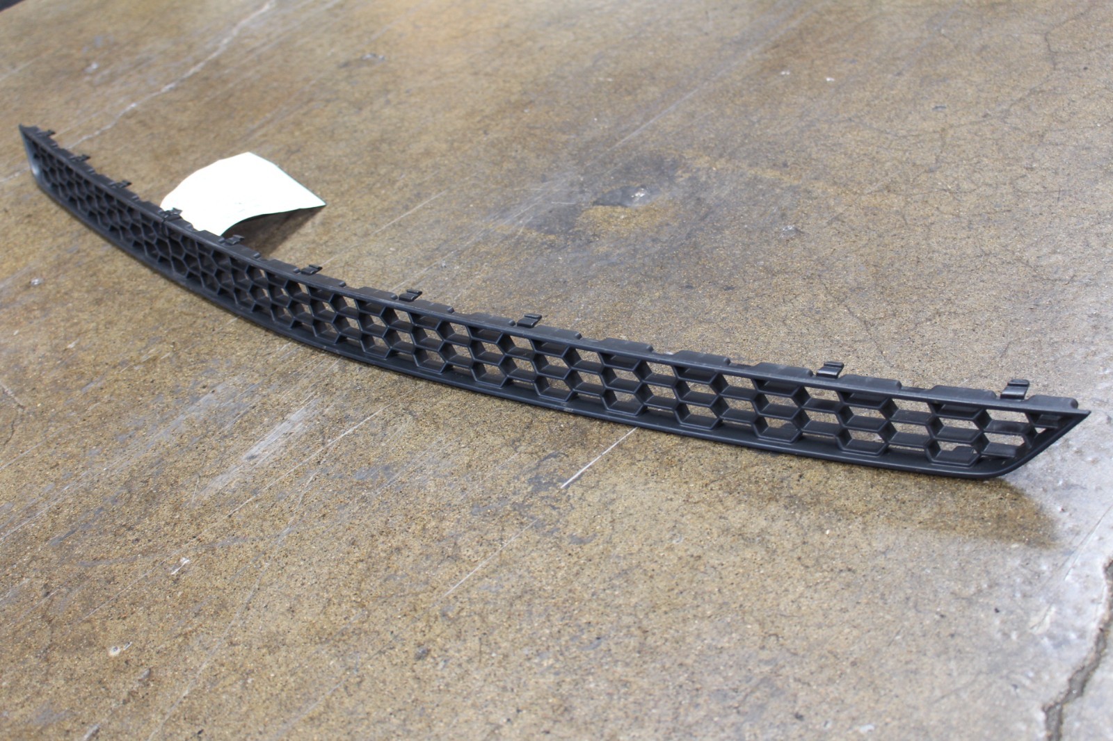 Lamborghini Urus, Rear Bumper Grille, Used, P/N 4ML807676
