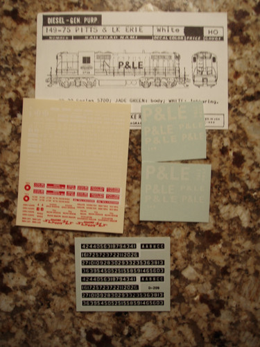 Calcomanía Walthers 149-75 (149750) Pittsburgh & Lake Erie P&LE diésel escala HO | Condition: New