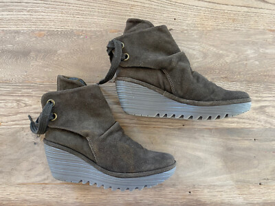 FLY London Yama Platform Ankle Booties EU 37 US 6.5 / 7 Brown Suede A13
