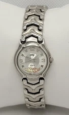 Ladies SDG South Dakota Gold Round Silver Tone Link Bracelet Analog Watch G1