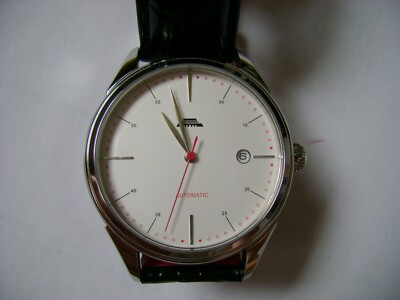 VINTAGE AUTOMATIC  BEIJING 21 JEWELS . RUN  GREAT