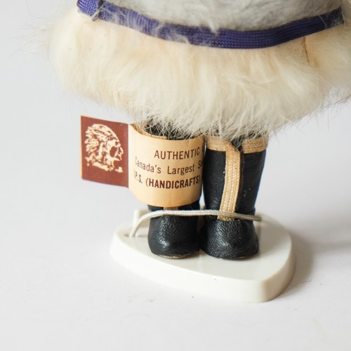Vintage NATIVE AMERICAN ESKIMO Doll Toy Figure - IPS Fur Coat 8" Eyes Close - Picture 5 of 7