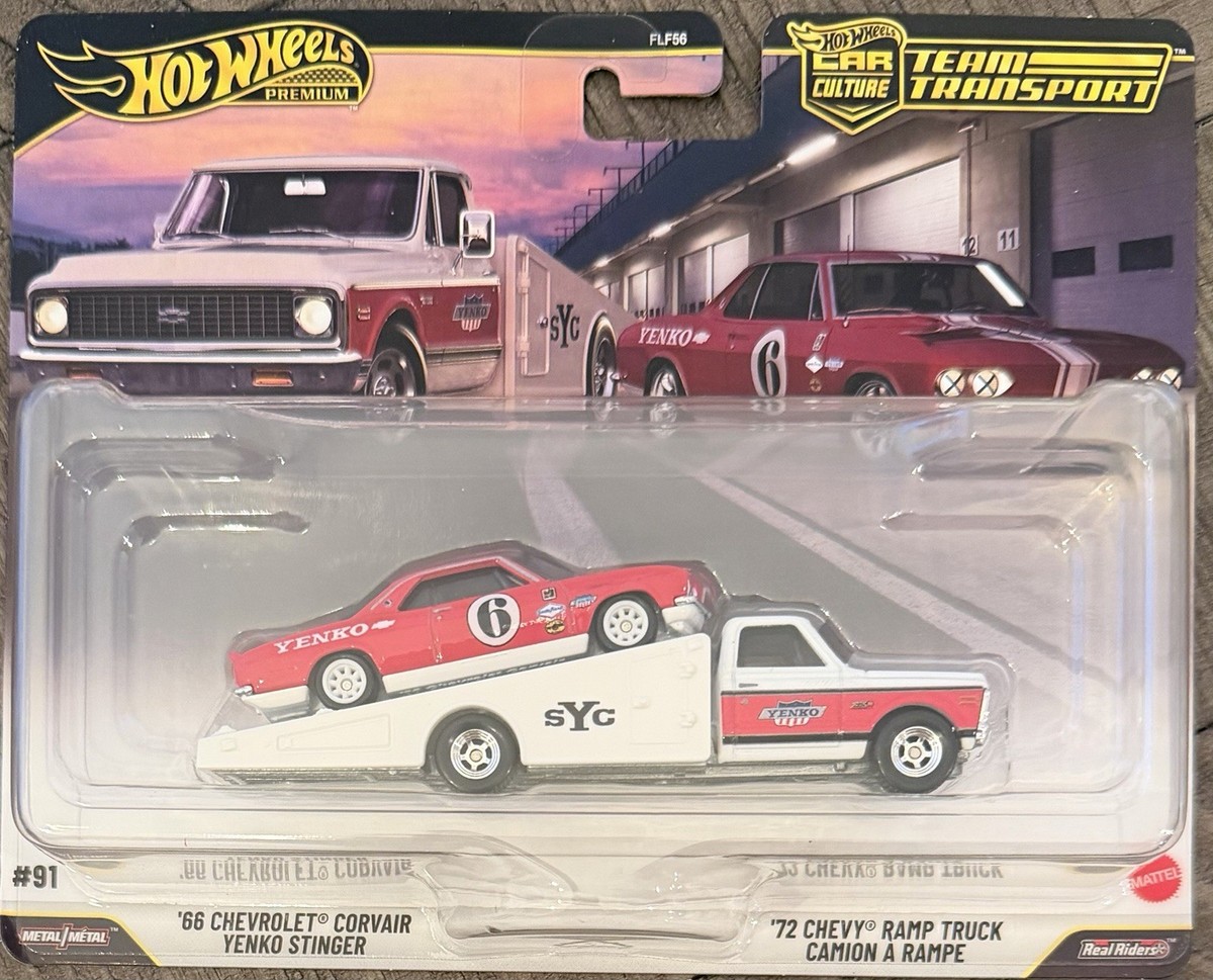 Hot Wheels Premium Transport Chevy '66 Corvair Yenko Stinger & '72