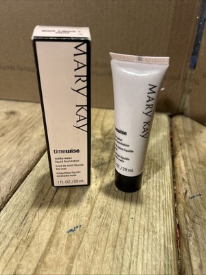 Mary Kay Medium Coverage Foundation 1 oz Bronze 5 Normal to Oily  New