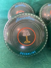 used henselite Dreamline lawn bowls size 3 medium