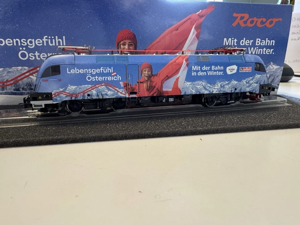 Roco 7510036 Taurus 1116 233-8 “Winter Im Salzburger Land” OBB HO Sound - Immagine 2 di 4