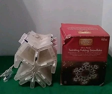 Holiday Living 20”Folding Twinkling Snowflake Xmas Light 70 Blue & White Lights