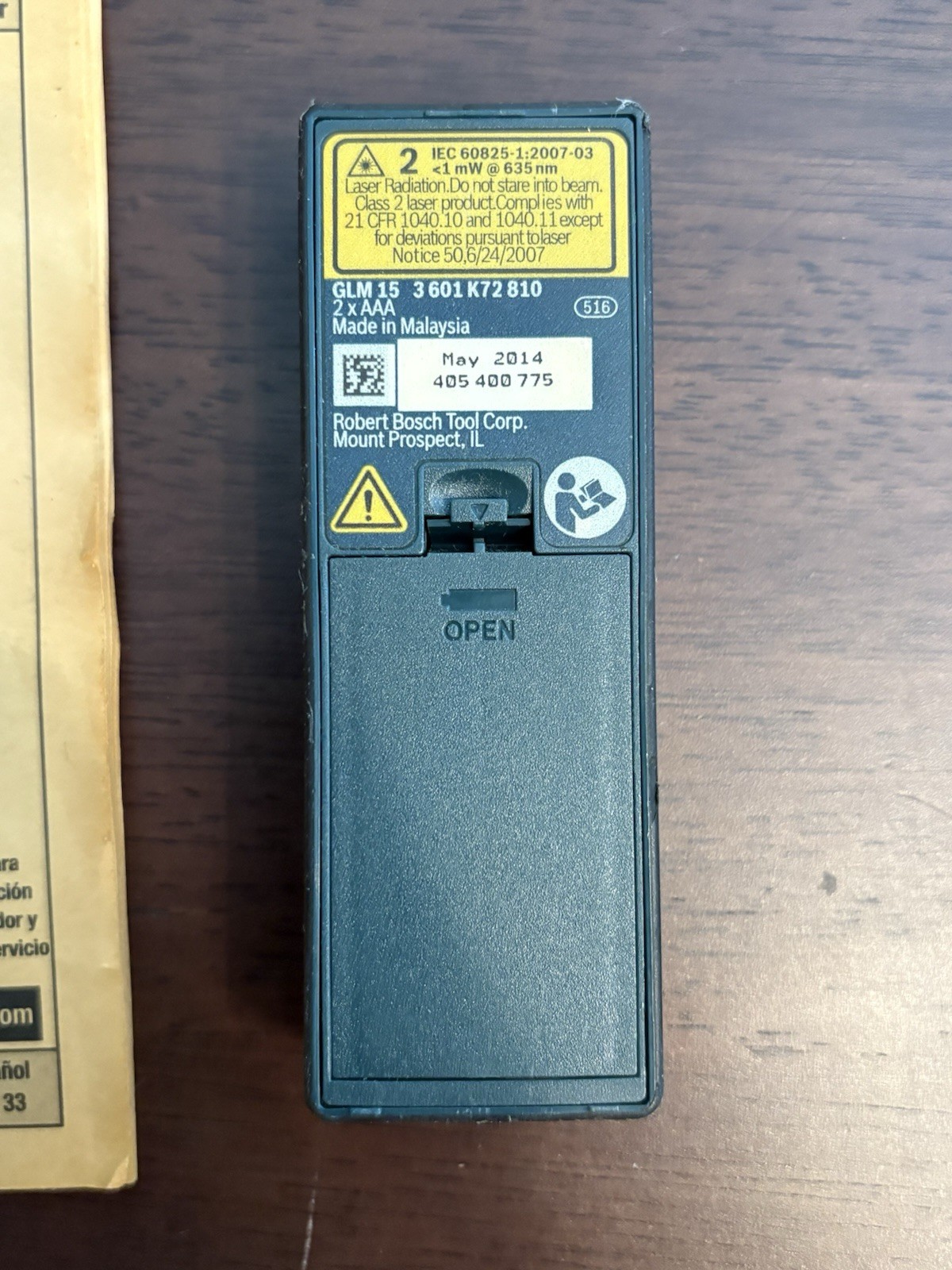 Bosch GLM 15 Compact Laser Measure 50-Feet \ 15M w/Batteries and Manual