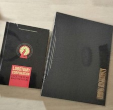 Libro d'arte Biblioteca della Ruina + libro d'arte Lobotomy Corporation