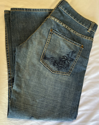 FCUK Jeans Women's 8 Blue Straight Leg Rip Torn Jeans (32 x27 )