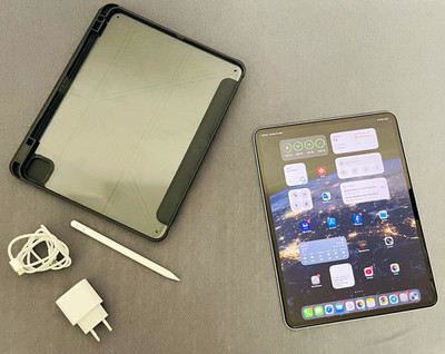 Apple iPad Pro 13'' M4 1TB Wi Fi+5G Silber