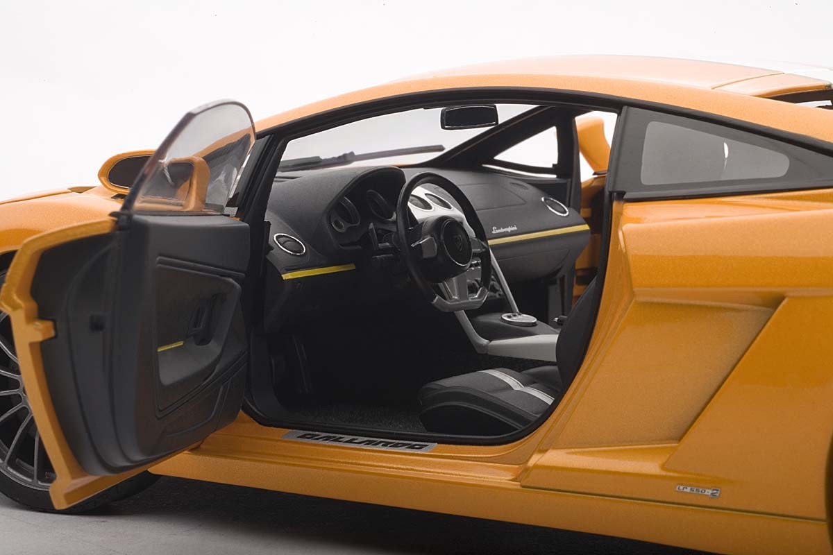 LAMBORGHINI GALLARDO LP550-2 BALBONI ORANGE ARANCIO 1:18 AUTOART
