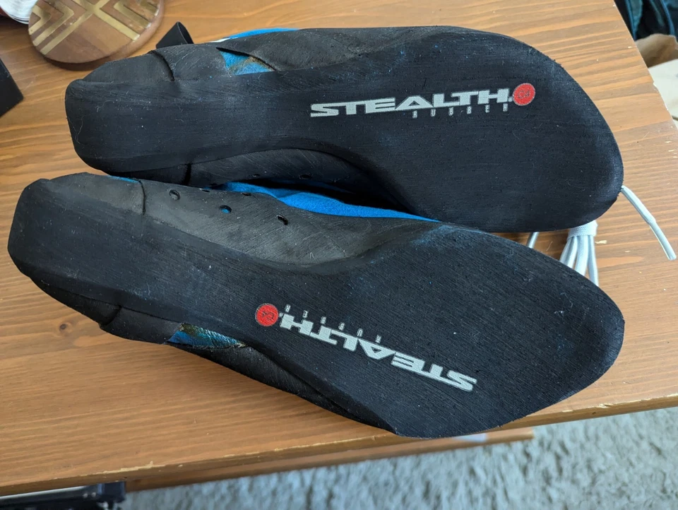 Tênis de escalada Adidas Five Ten Quantum azul royal masculino EUA 10 UE 43 novo com caixa - Imagem 2 de 4