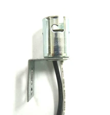 Leecraft 07-20 Lot of 9, Lamp Holder; Miniature Bayonet; 50 V