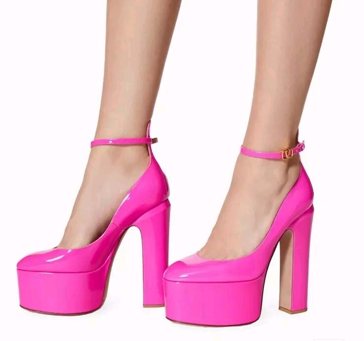Valentino Garavani Tan Go pink patent platform pumps size 38