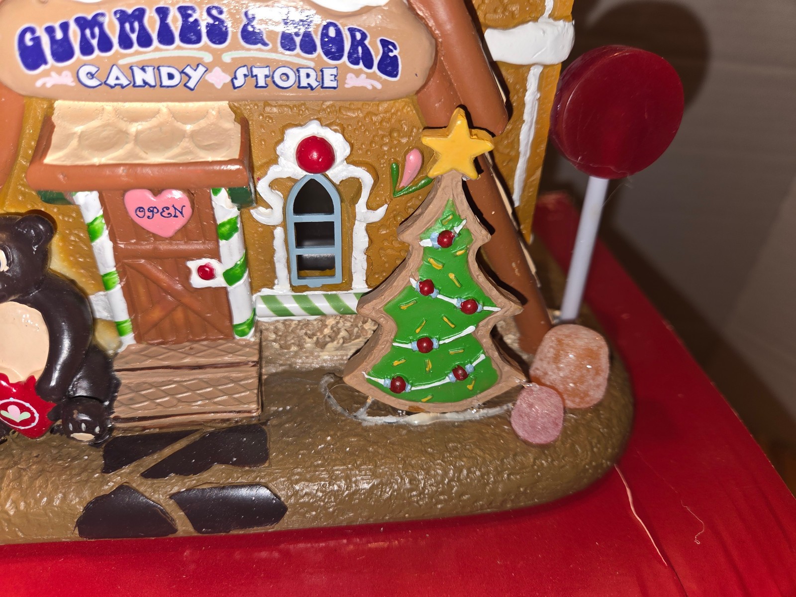 Lemax Christmas Village Gummies & More Candy Store #85436