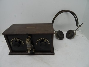 generalfone crystal radio rare with head phones
