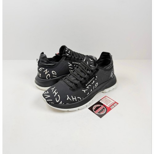 Size 40EU/7US - Givenchy Spectre Runner