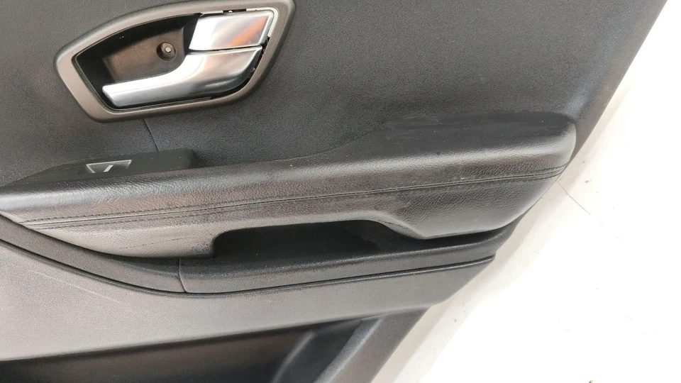 LR028135 REVESTIMIENTO PUERTA TRASERA DERECHA / 193928 PARA LAND ROVER RANGE ROVER EVOQUE Foto 2 de 4