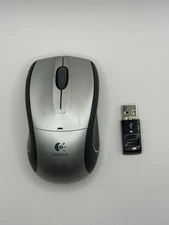 Logitech M-RCD125 Wireless USB Ergonomic Optical Mouse Tested and Working